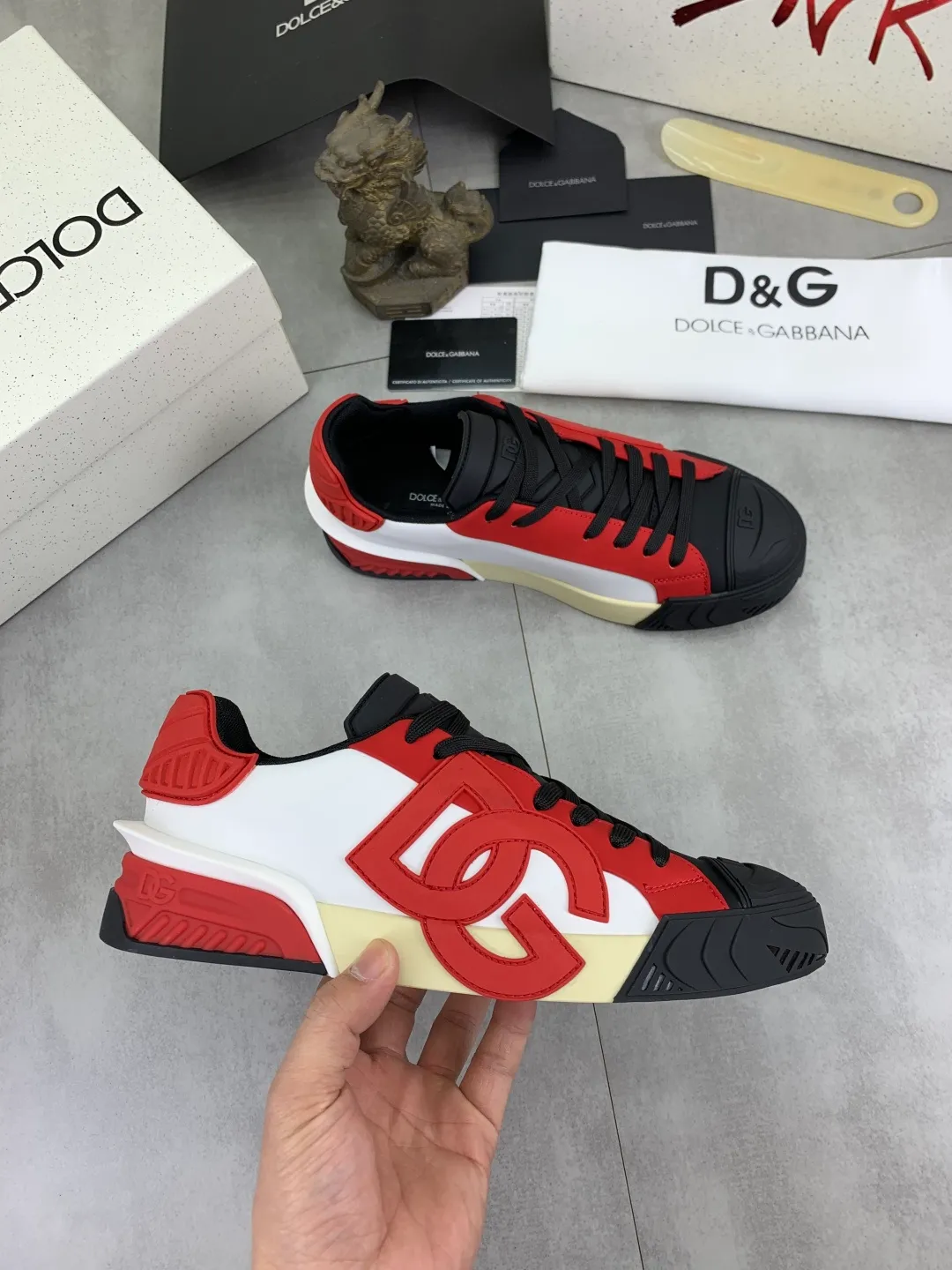 Men's shoes 💰P580💰 [New model] The latest hot style, top original quality, the official website synchronized with "DOLCE&GABBANA [Dolce & Gabbana] ~ High Quality." Effect Low-top casual DG men's shoes, loved by many celebrities, using high-end imported first-layer calfskin splicing logo design + cowhide feet, simple and elegant, perfectly interpreting the latest inspiration for shoes, integrating classics and fashion, luxury dreams, leading fashion Suitable for drivers, light and comfortable to drive, light and breathable for outdoor travel, high-end quality, trustworthy, 5️⃣color🉑️choice! Code number: 38-46